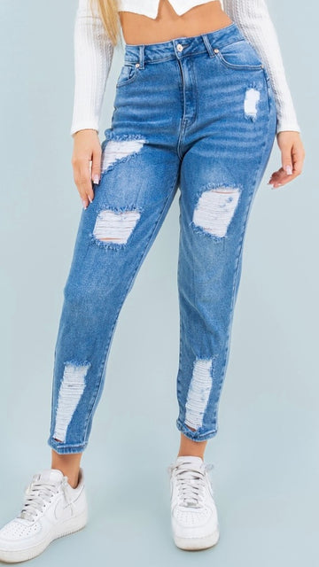RIPPED ANKLE LENGTH DENIM JEANS
